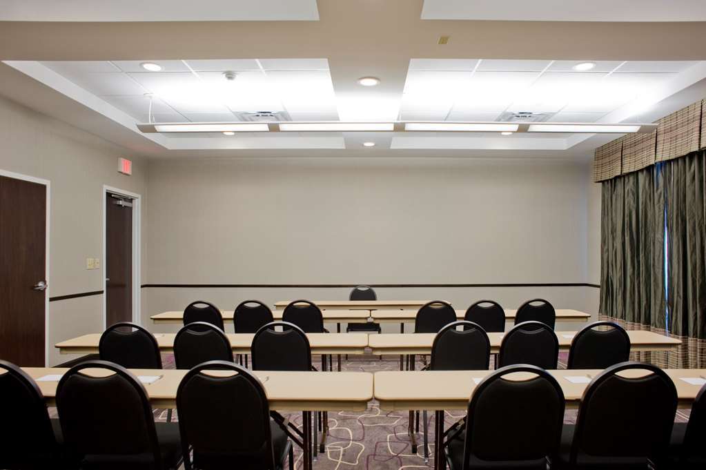 Hampton Inn & Suites Tupelo/Barnes Crossing Facilities photo